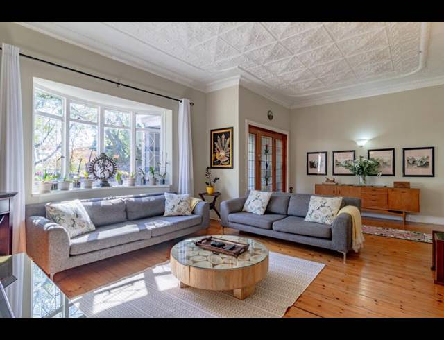 3 BEDROOM HOUSE FOR SALE IN KENSINGTON